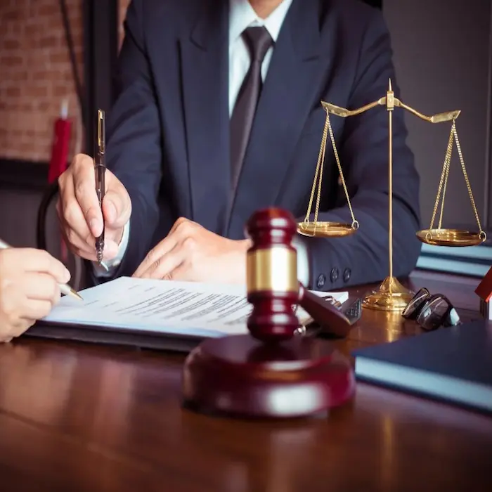 كم يأخذ المحامي في قضية الخلع بالكويت 1 كم يأخذ المحامي في قضية الخلع